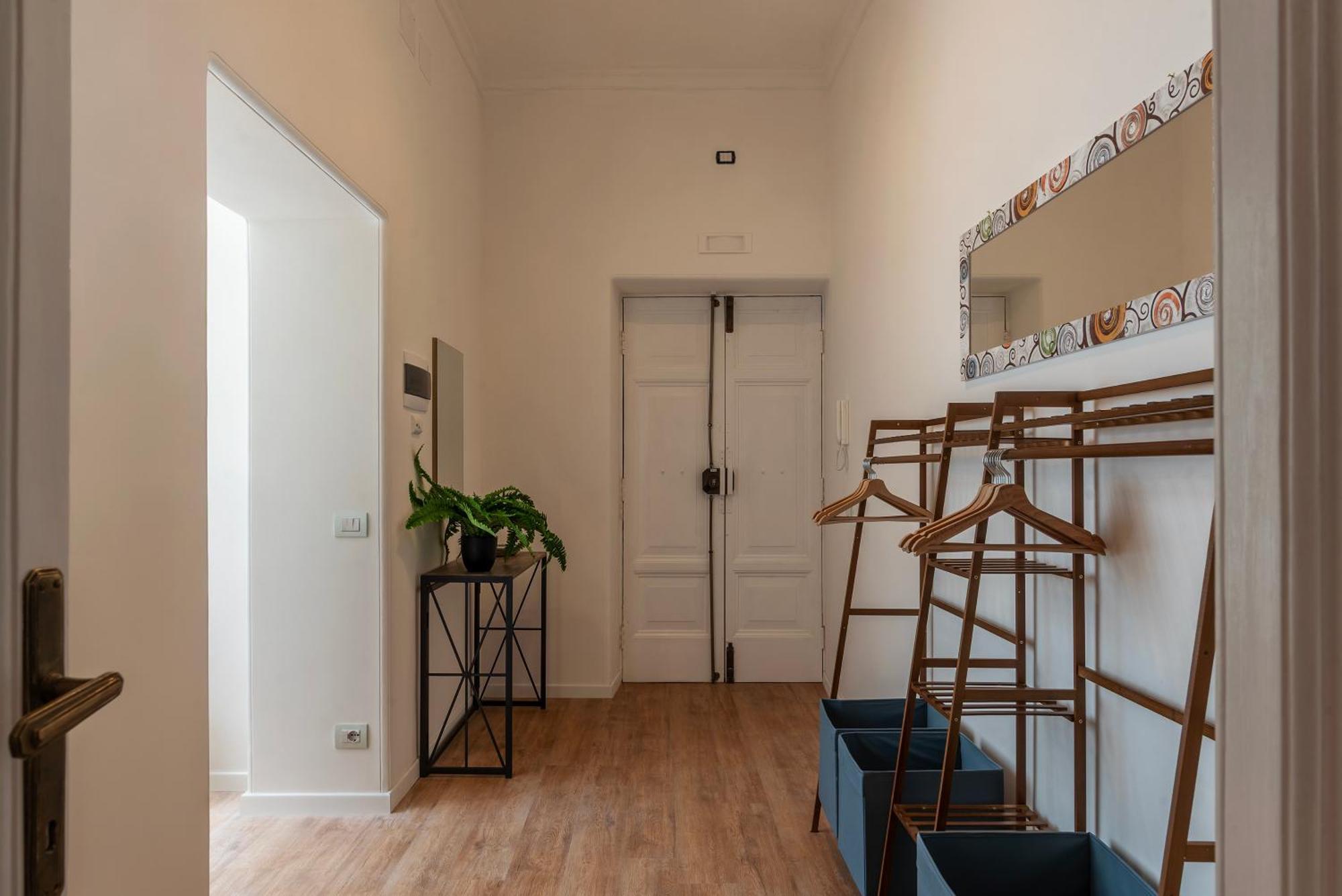 Apartment Cs Termini Nazionale *